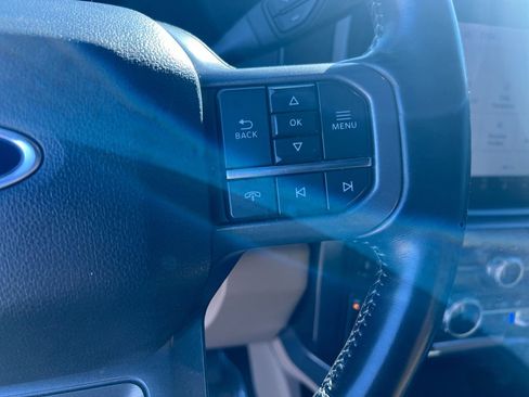 Used 2023 Ford F350 Lariat image 17