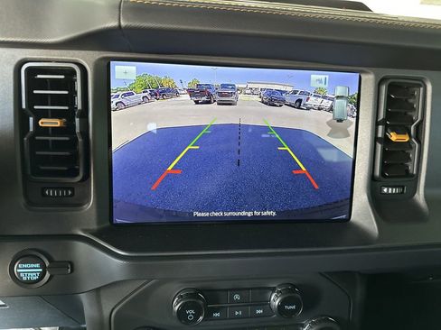 Used 2024 Ford Bronco Badlands w/ Sasquatch Package AWD/4WD image 24