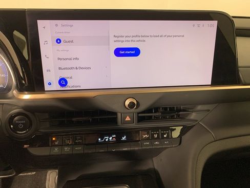 Used 2024 Toyota Crown Limited image 24