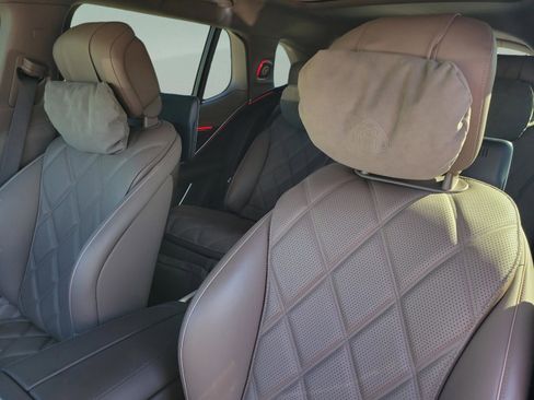 Used 2024 Mercedes-Benz Maybach EQS 680 4MATIC image 21