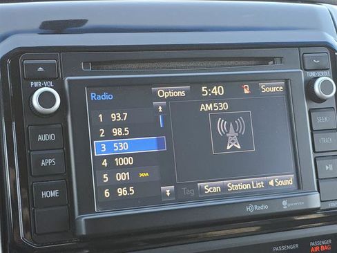 Used 2015 Toyota Tacoma PreRunner image 19