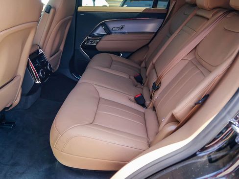 New 2026 Land Rover Range Rover Sport SE AWD/4WD image 18