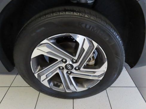 Used 2023 Hyundai Santa Fe SEL image 16