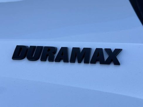 Used 2023 Chevrolet Silverado 1500 RST w/ Z71 Off-Road Package AWD/4WD image 34