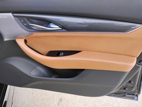 Used 2023 Cadillac CT5 V w/ Platinum Package image 21