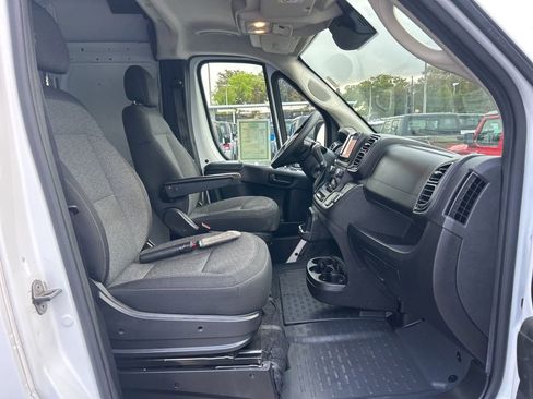 Used 2023 RAM ProMaster 2500 w/ Convenience Group image 23