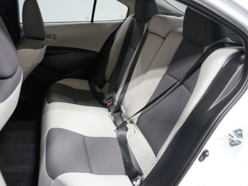 Used 2026 Toyota Corolla LE FWD image 27