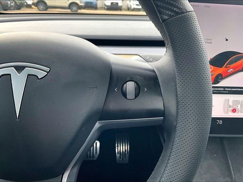 Used 2021 Tesla Model 3 Standard Range Plus RWD image 19