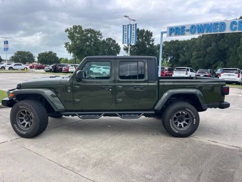 Used 2022 Jeep Gladiator Sport AWD/4WD image 5