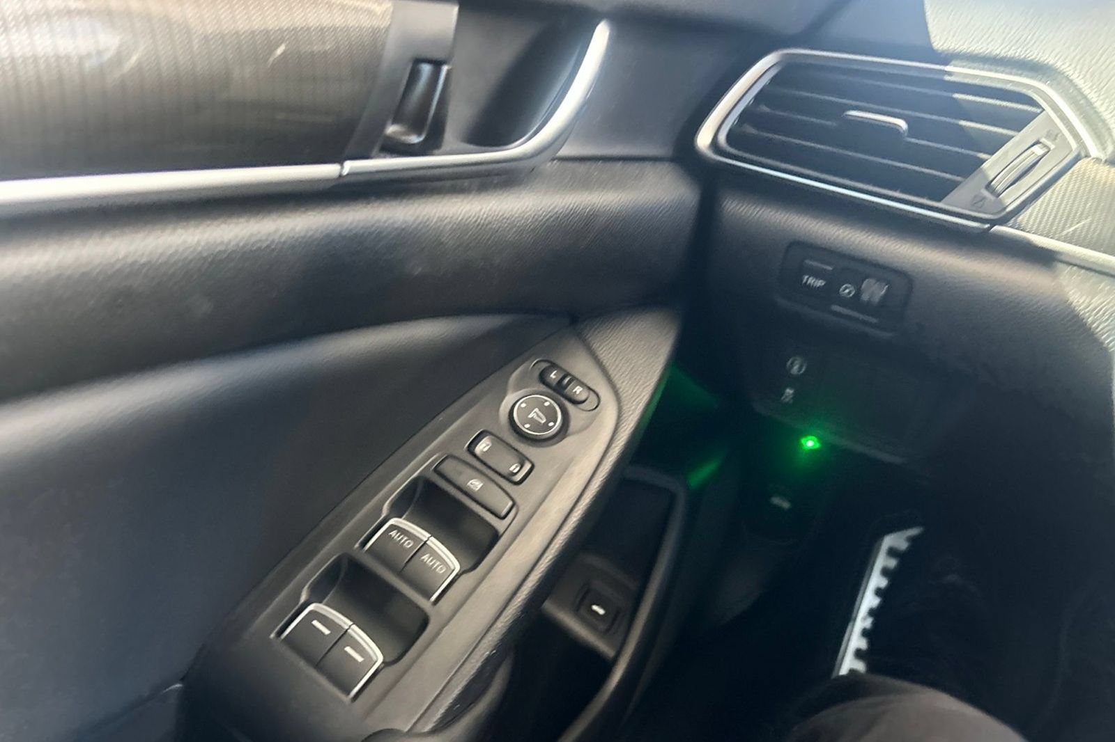 Used 2022 Honda Accord Sport image 7