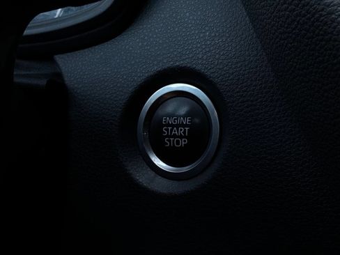 Used 2024 Toyota Corolla SE FWD image 31