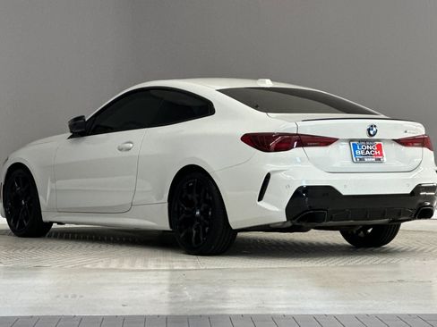 Used 2025 BMW M440i Coupe w/ Shadowloine Package RWD image 3