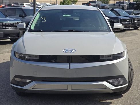 Used 2024 Hyundai Ioniq 5 SEL AWD/4WD image 12
