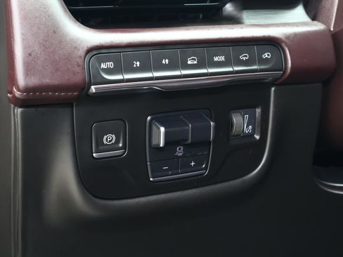 Used 2023 Cadillac Escalade Sport Platinum w/ LPO, ONYX Package AWD/4WD image 34