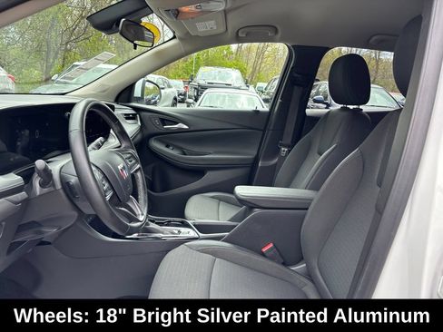 Used 2024 Buick Encore GX Preferred FWD image 9