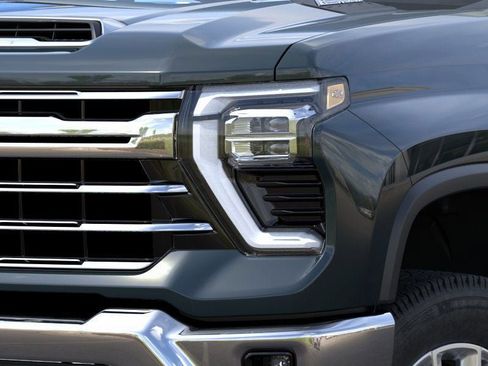 New 2026 Chevrolet Silverado 3500 LTZ AWD/4WD image 10