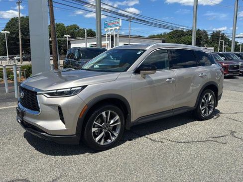 Certified 2024 INFINITI QX60 Luxe w/ Vision Package image 8