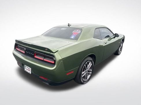 Used 2018 Dodge Challenger GT w/ Driver Convenience Group image 5