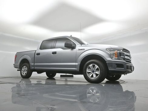 Certified 2020 Ford F150 XLT w/ Equipment Group 301A Mid RWD image 4