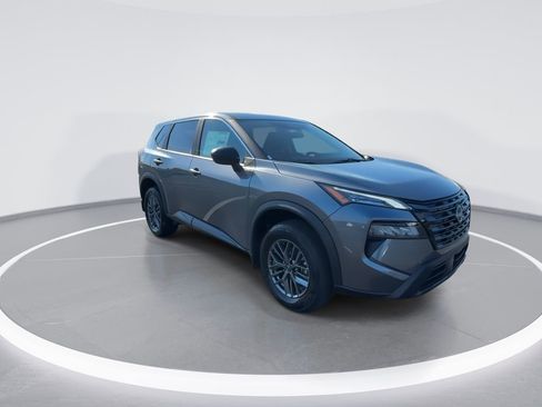 New 2026 Nissan Rogue S image 2