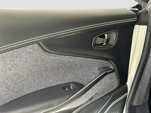 Used 2021 Aston Martin DBX image 27