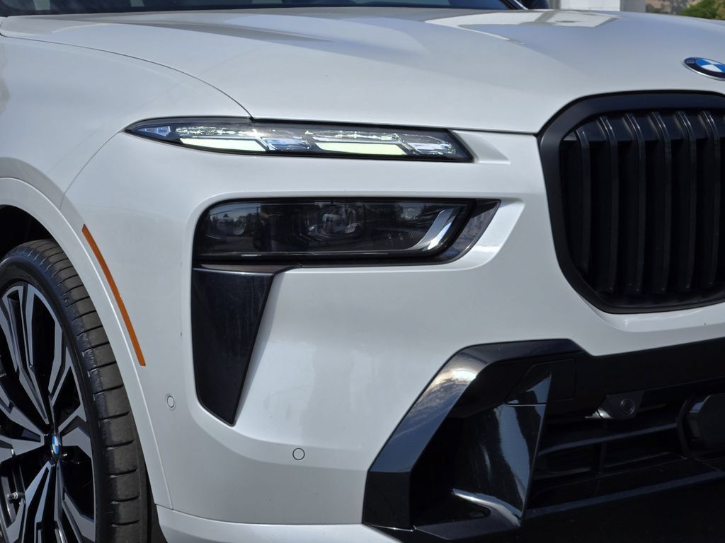 Certified 2024 BMW X7 M60i w/ Executive Package AWD/4WD image 9