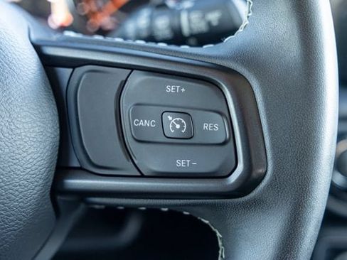 Used 2023 Jeep Wrangler Unlimited Sport AWD/4WD image 11