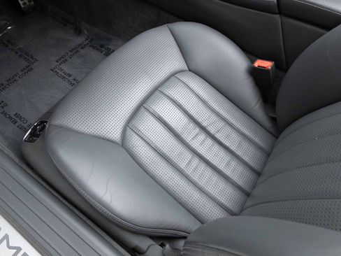 Used 2006 Mercedes-Benz SL 65 AMG image 32