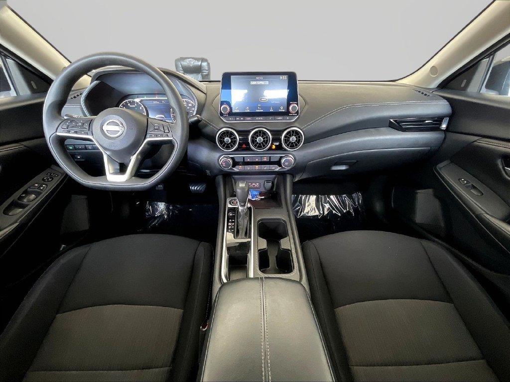 Used 2024 Nissan Sentra SV FWD image 8