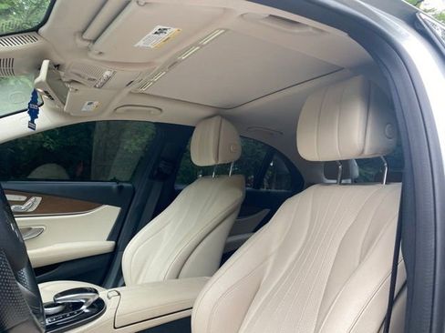 Used 2017 Mercedes-Benz E 300 4MATIC image 14