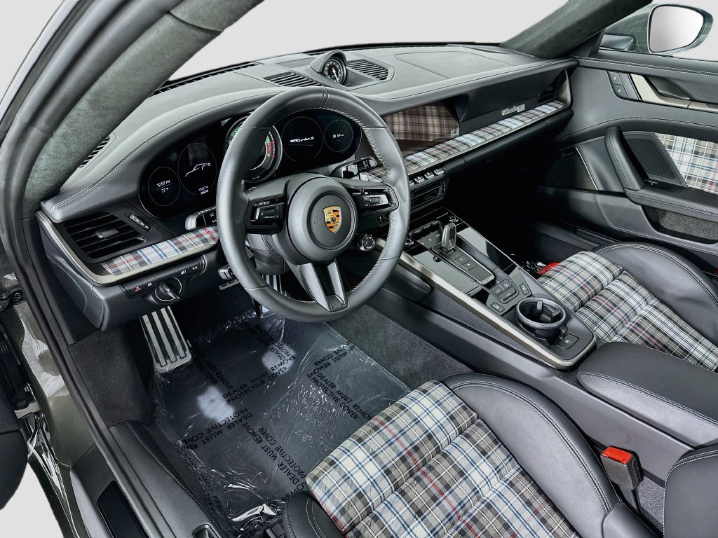 Certified 2025 Porsche 911 Turbo S AWD/4WD image 4