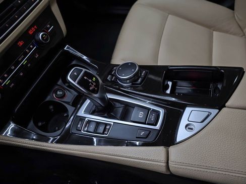 Used 2016 BMW 528i Sedan RWD image 29