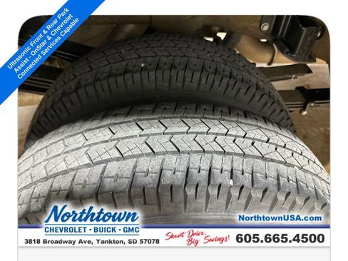 Used 2024 Chevrolet Silverado 3500 LTZ w/ LTZ Convenience Package AWD/4WD image 27