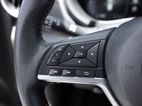 Used 2024 Nissan Kicks SR FWD image 15