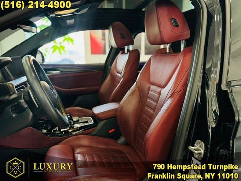 Used 2024 BMW X4 xDrive30i w/ Premium Package image 1