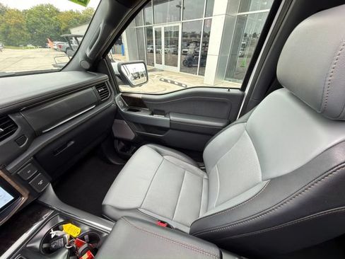 Used 2023 Ford F150 Lightning Lariat w/ Equipment Group 511A High AWD/4WD image 28