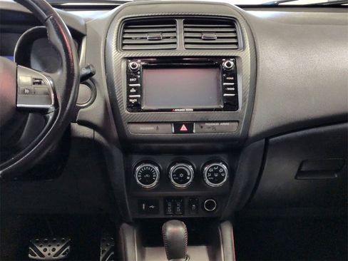 Used 2018 Mitsubishi Outlander Sport LE image 26