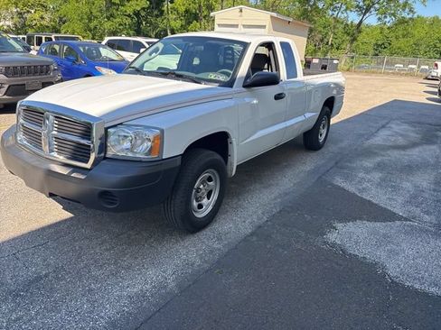 Used 2007 Dodge Dakota ST RWD image 8