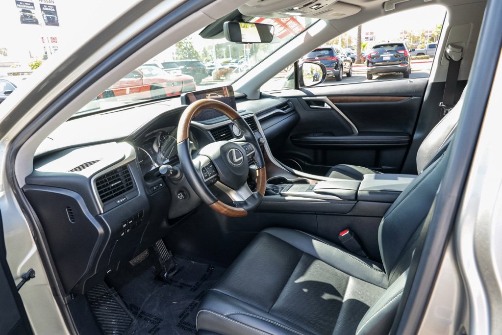 Used 2020 Lexus RX 350L FWD w/ Premium Package image 17