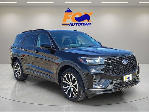 Used 2025 Ford Explorer ST-Line AWD/4WD image 6