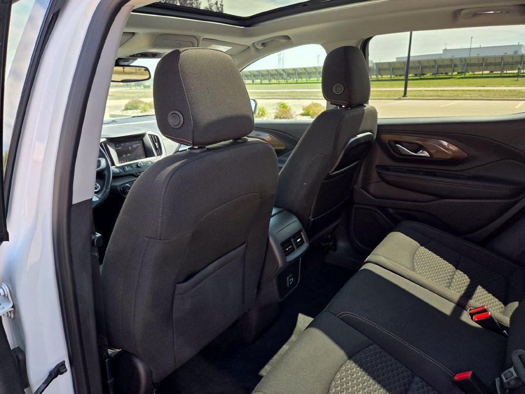 Used 2020 GMC Terrain SLE w/ Driver Convenience Package AWD/4WD image 35