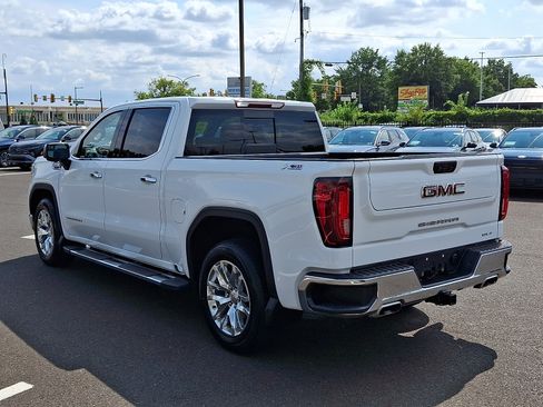 Used 2022 GMC Sierra 1500 SLT w/ SLT Premium Package AWD/4WD image 4