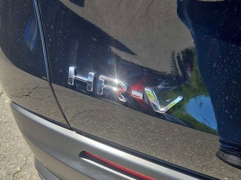 Certified 2023 Honda HR-V LX image 10