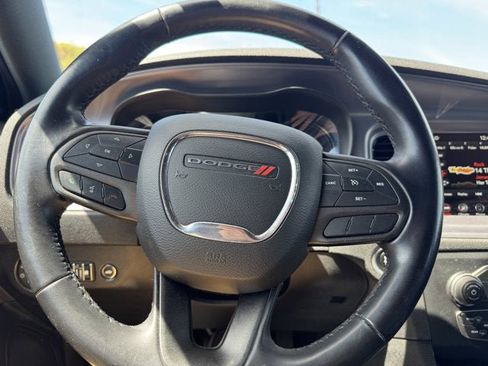 Used 2023 Dodge Charger SXT w/ Blacktop Package AWD/4WD image 16
