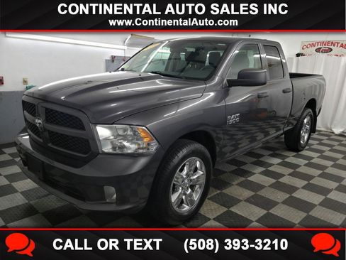 Used 2018 RAM 1500 Express w/ Express Value Package AWD/4WD image 1