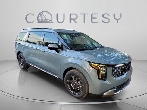 New 2027 Kia Carnival SX FWD image 4