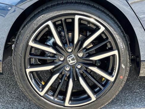 Used 2026 Honda Accord Touring image 11