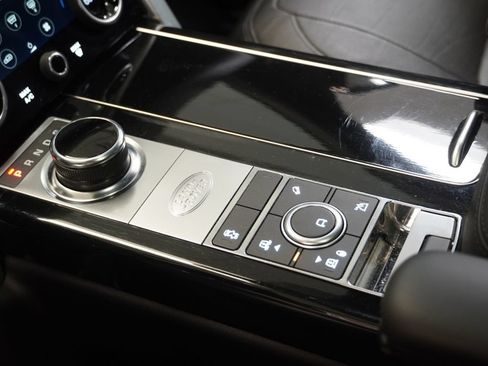 Used 2019 Land Rover Range Rover Supercharged AWD/4WD image 24