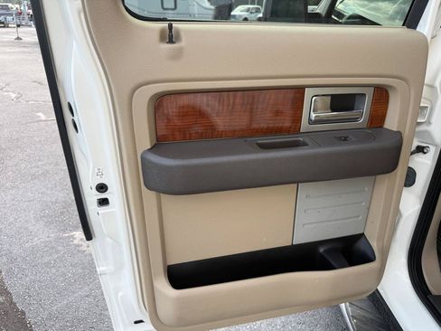 Used 2009 Ford F150 Lariat RWD image 11