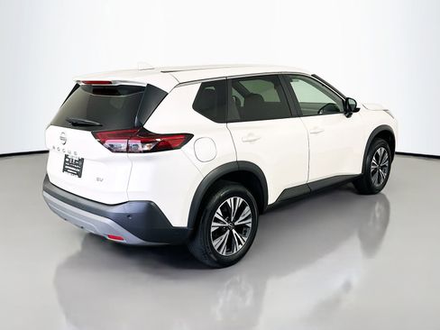 Used 2023 Nissan Rogue SV FWD image 7